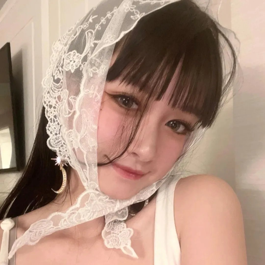 屋顶上的小飞人